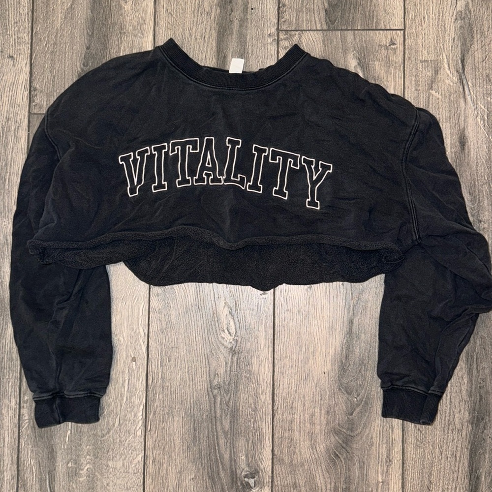 Crop short sweater, long sleeves, thin